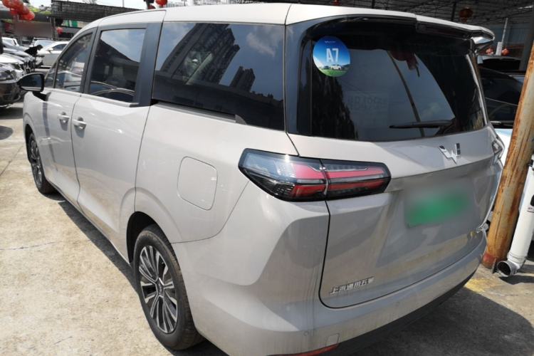 Used Wuling Starlight 730 2025 Model Plug-in Hybrid 125km Luxury Edition Exterior 2