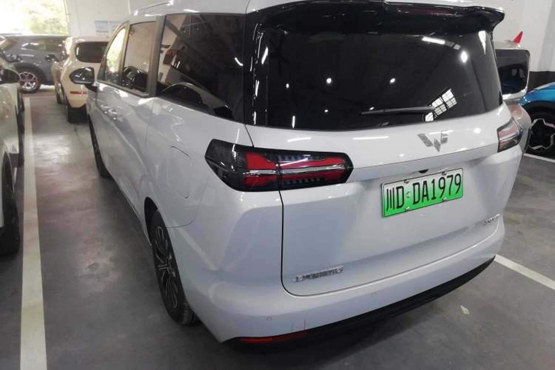 Used Wuling Starlight 730 2025 Model Pure Electric 500km Luxury Edition Exterior 2