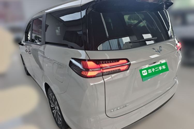 Used Wuling Starlight 730 2025 Model Plug-in Hybrid 125km Luxury Edition Exterior 2