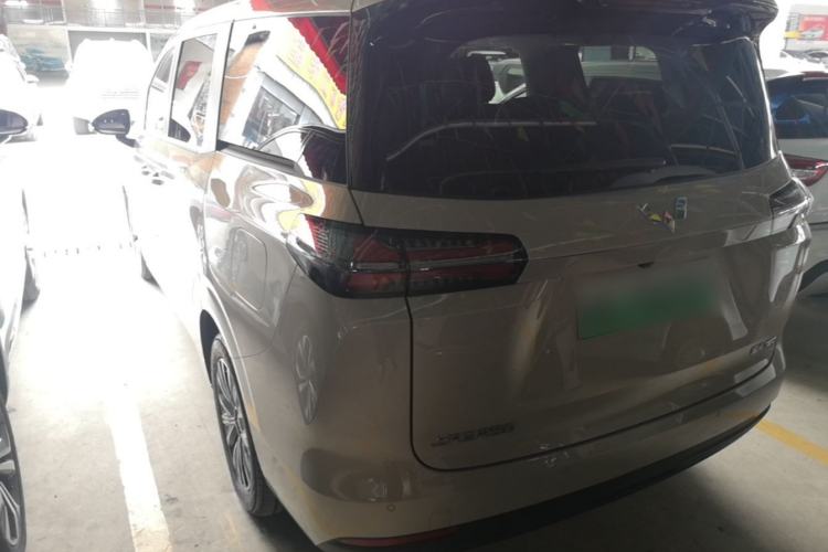 Used Wuling Starlight 730 2025 Model Plug-in Hybrid 125km Luxury Edition Exterior 2