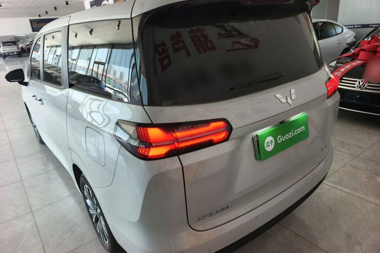 Used Wuling Starlight 730 2025 Model Plug-in Hybrid 125km Luxury Edition Exterior 3