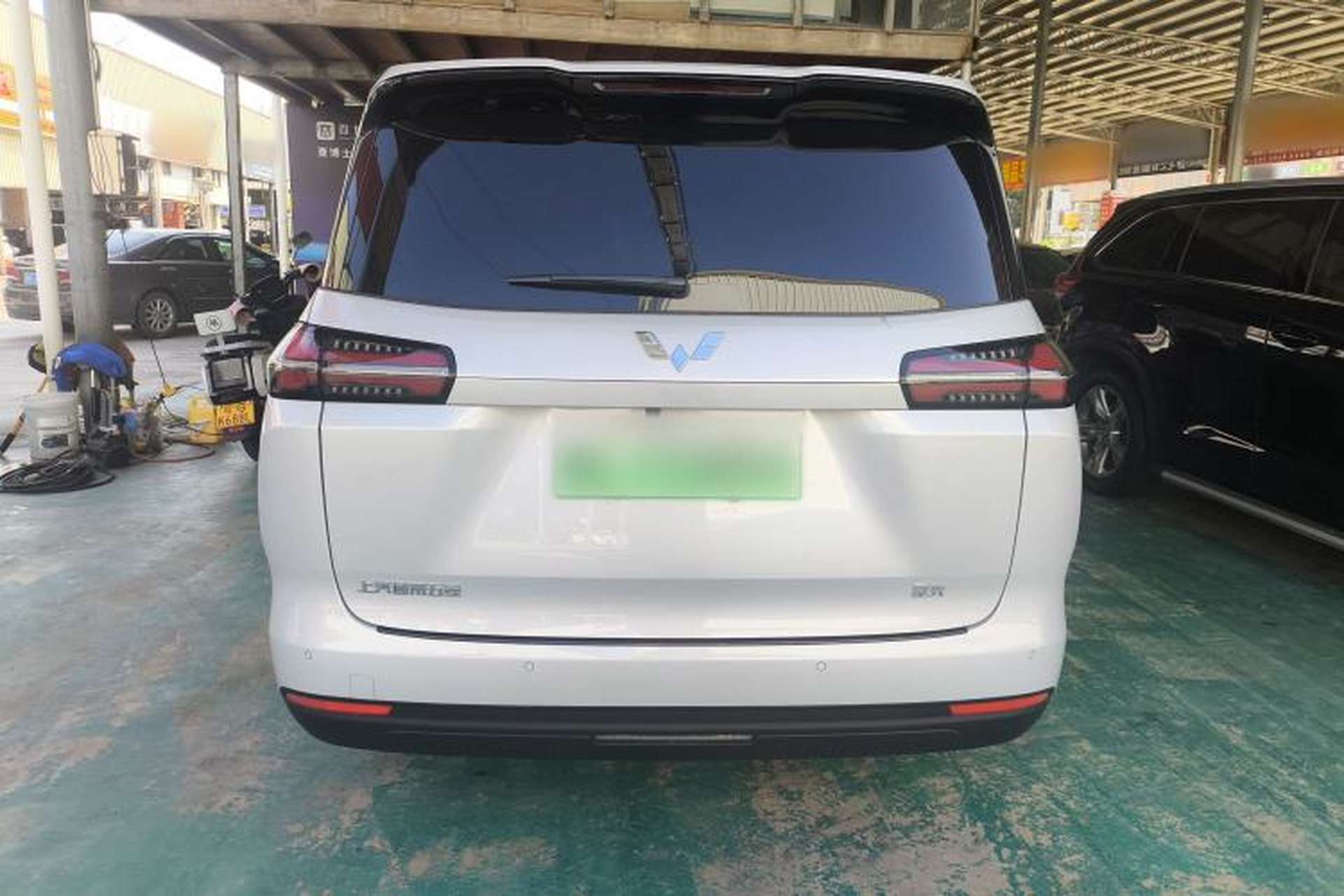 Used Wuling Starlight 730 2025 Model Plug-in Hybrid 125km Luxury Edition Exterior 4
