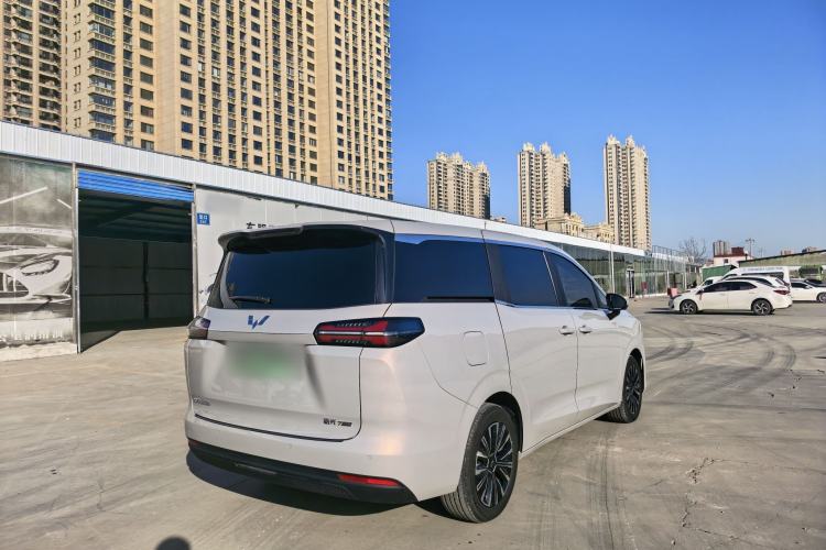 Used Wuling Starlight 730 2025 Model Plug-in Hybrid 125km Luxury Edition Exterior 6