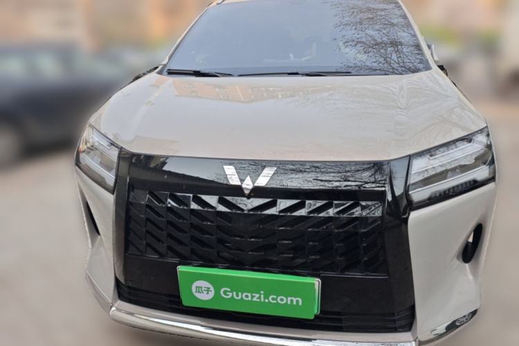 Used Wuling Starlight 730 2025 Model Plug-in Hybrid 125km Luxury Edition Front