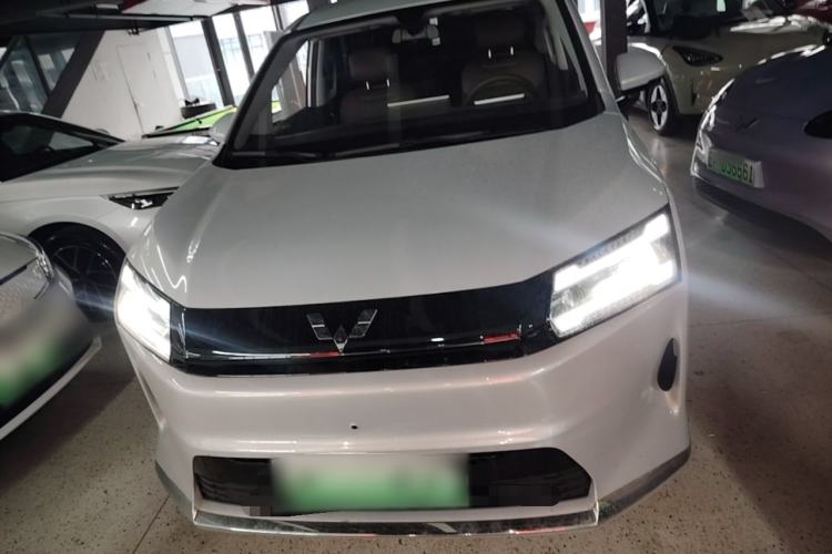 Used Wuling Starlight 730 2025 Model Pure Electric 500km Luxury Edition Front