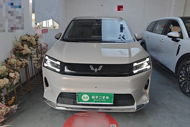Used Wuling Starlight 730 2025 Model Pure Electric 500km Luxury Edition Front