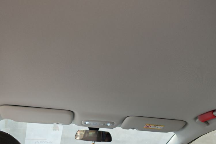 Used Wuling Starlight 730 2025 Model Plug-in Hybrid 125km Luxury Edition Headliner