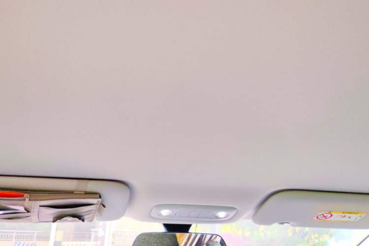 Used Wuling Starlight 730 2025 Model Plug-in Hybrid 125km Luxury Edition Headliner