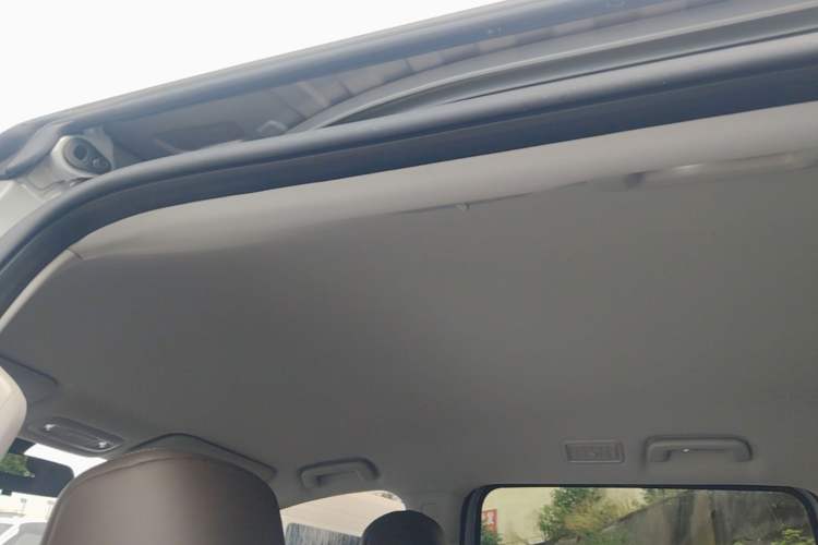 Used Wuling Starlight 730 2025 Model Plug-in Hybrid 125km Luxury Edition Headliner