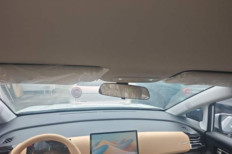 Used Wuling Starlight 730 2025 Model Plug-in Hybrid 125km Luxury Edition Headliner