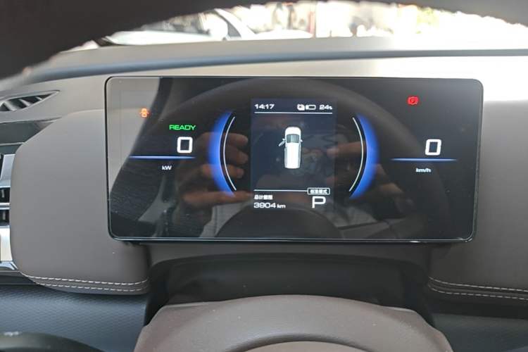 Used Wuling Starlight 730 2025 Model Pure Electric 500km Luxury Edition Instrument Cluster