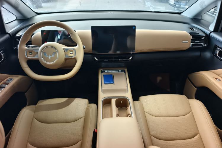Used Wuling Starlight 730 2025 Model Plug-in Hybrid 125km Luxury Edition Interior 1