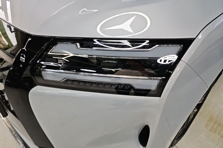 Used Wuling Starlight 730 2025 Model Plug-in Hybrid 125km Luxury Edition Left Front Headlight