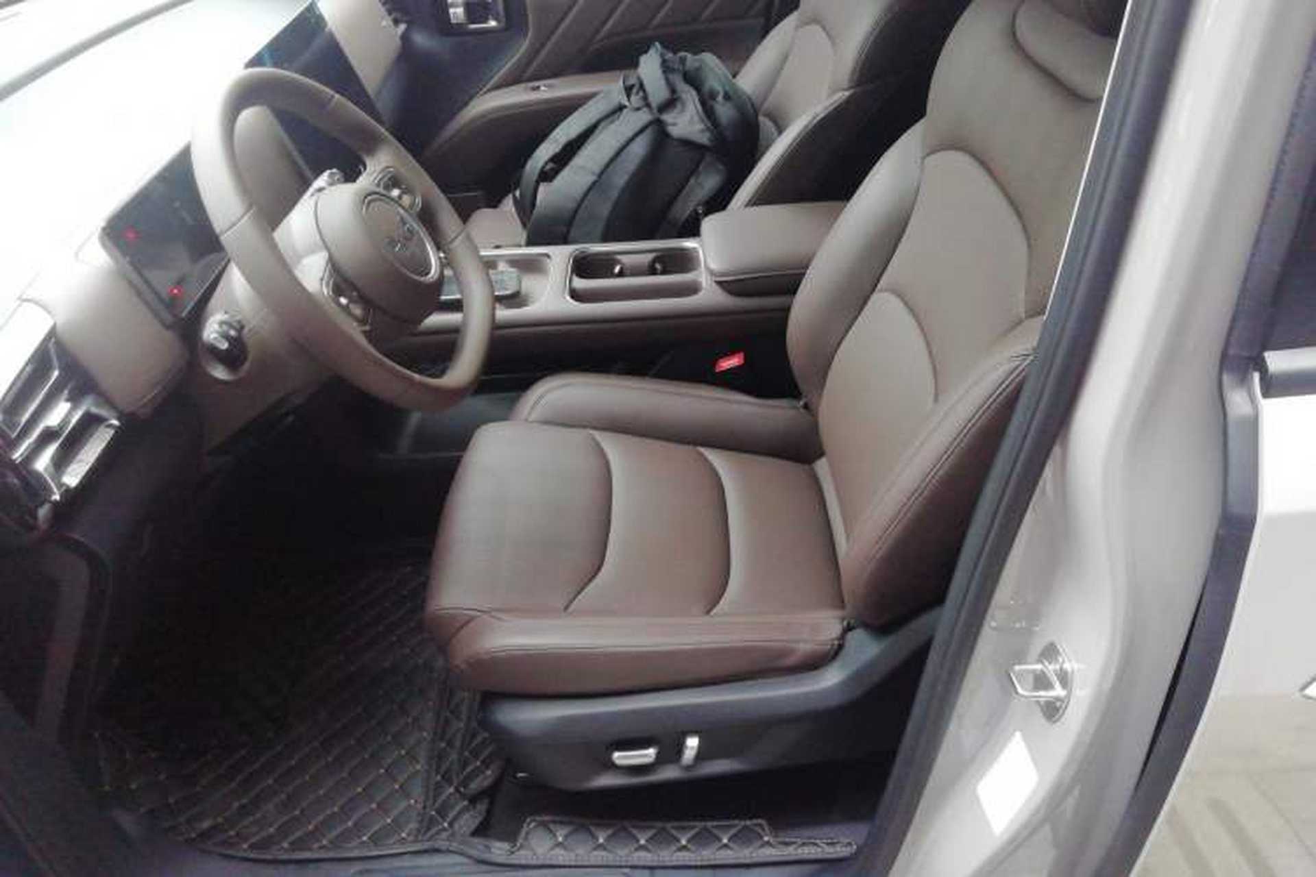 Used Wuling Starlight 730 2025 Model Pure Electric 500km Luxury Edition Left Front Seat