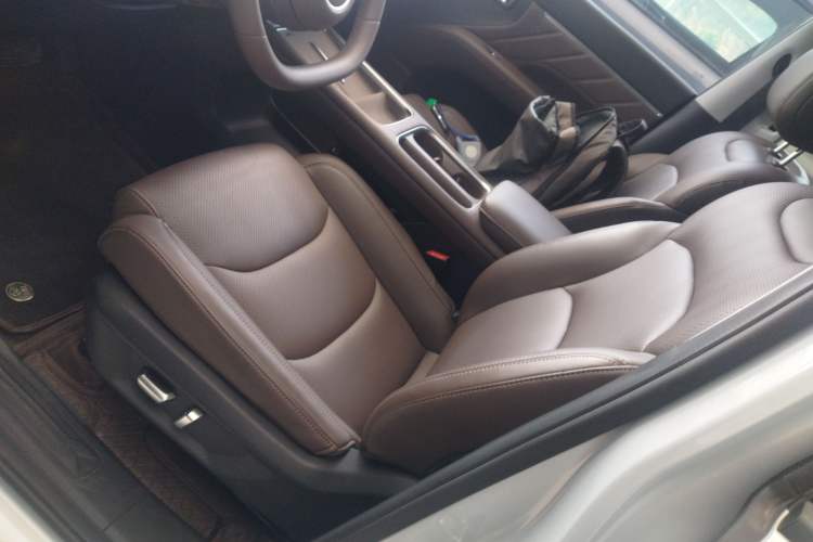Used Wuling Starlight 730 2025 Model Pure Electric 500km Luxury Edition Left Front Seat