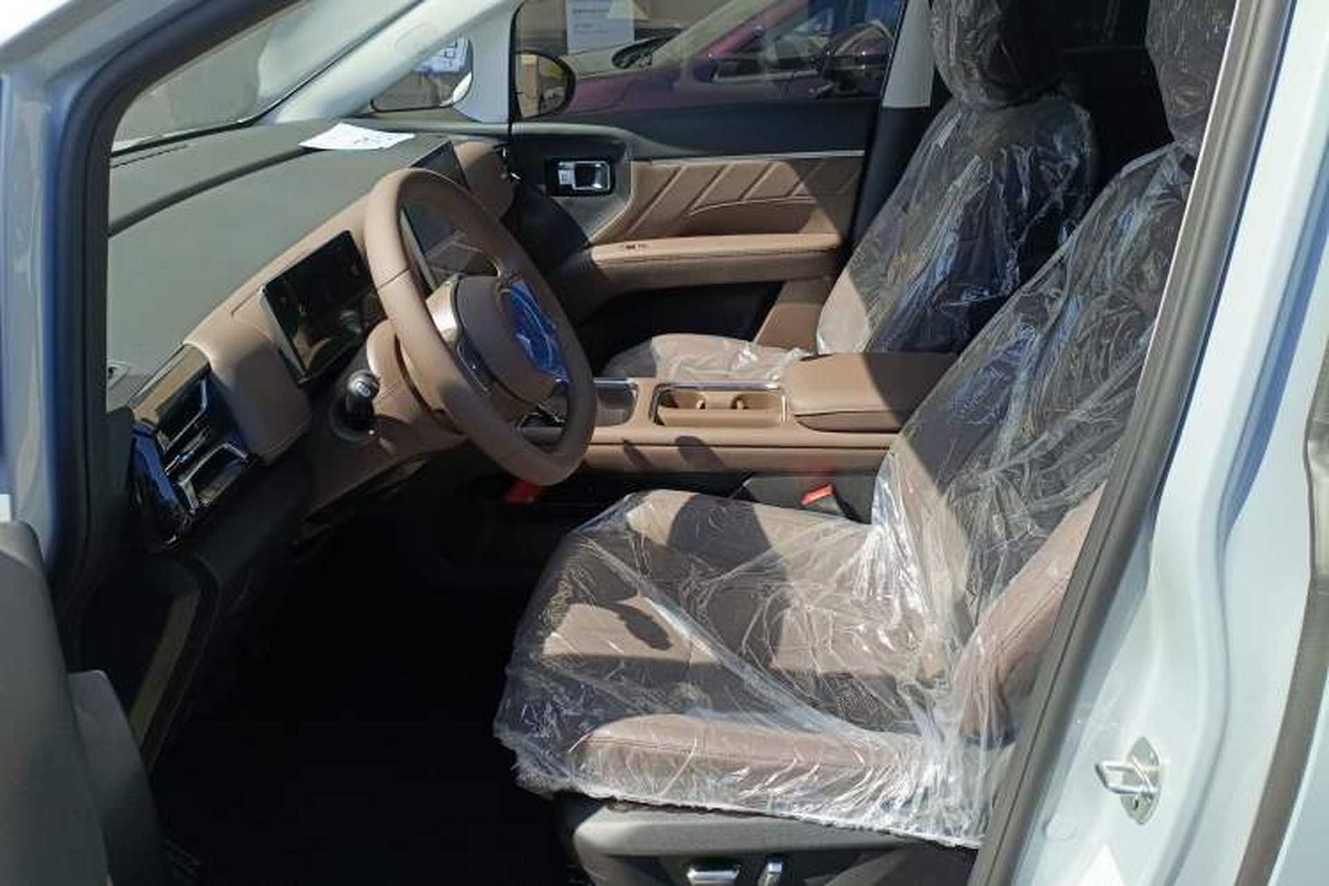 Used Wuling Starlight 730 2025 Model Pure Electric 500km Luxury Edition Left Front Seat