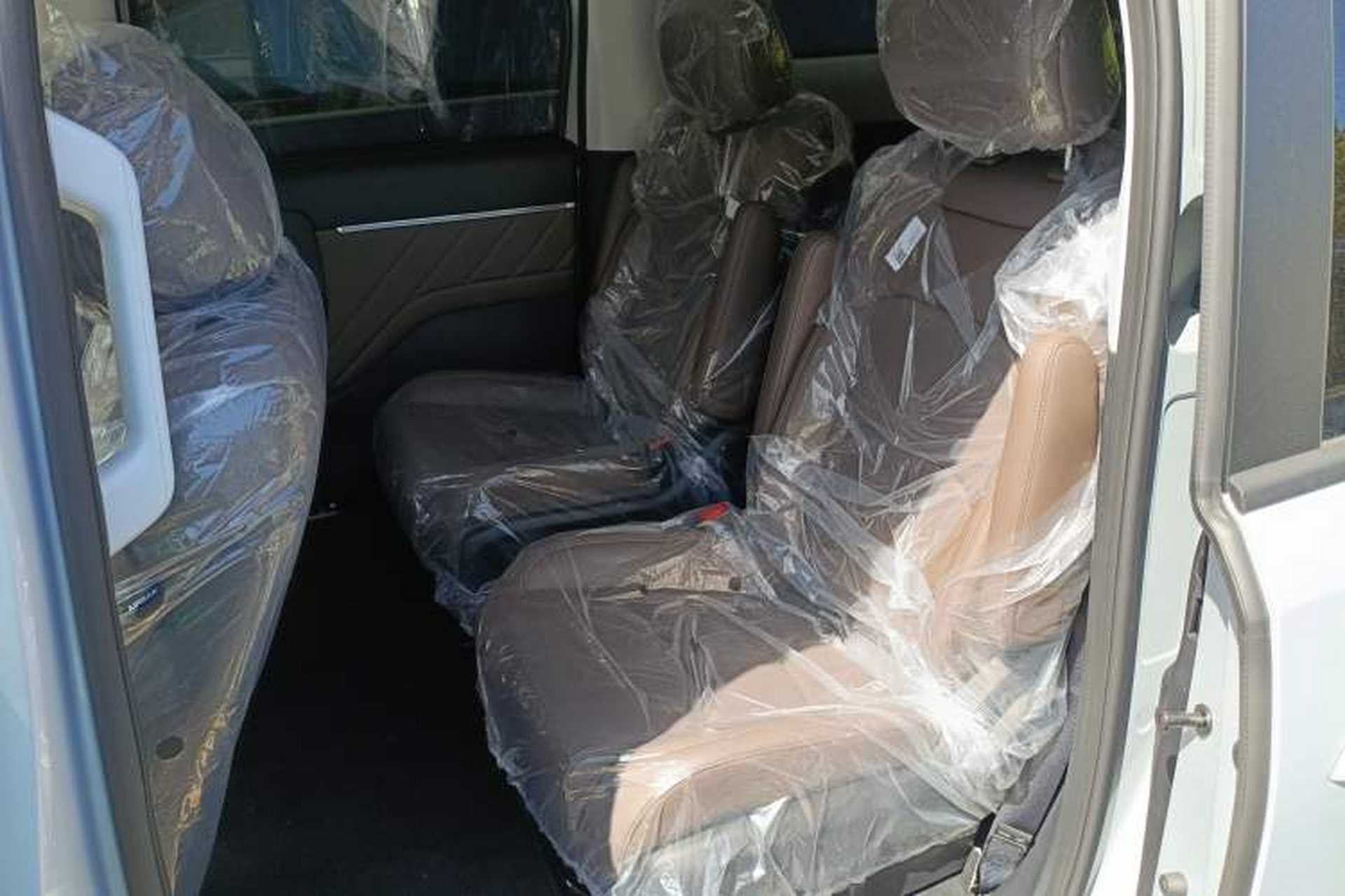 Used Wuling Starlight 730 2025 Model Pure Electric 500km Luxury Edition Left Rear Seat
