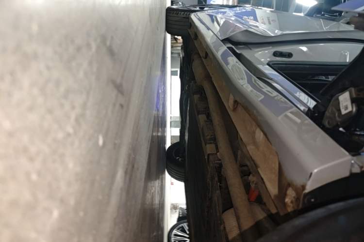 Used Wuling Starlight 730 2025 Model Plug-in Hybrid 125km Luxury Edition Left Side Sill