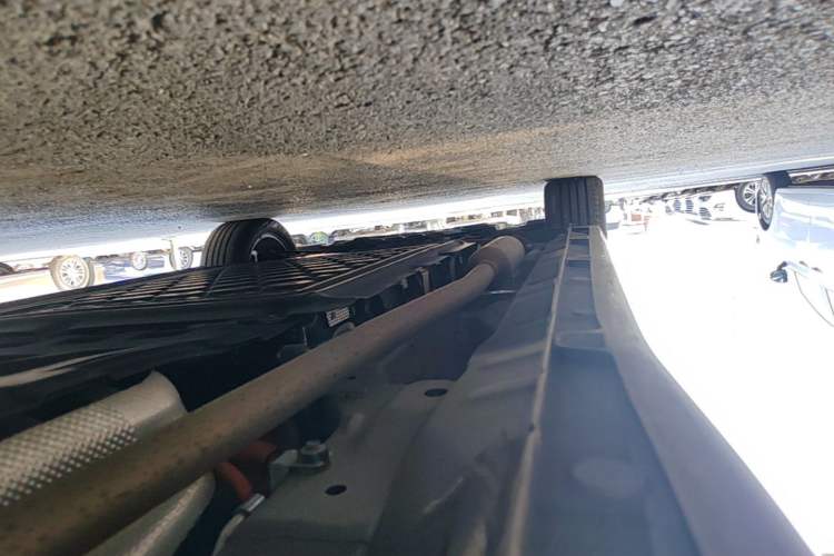 Used Wuling Starlight 730 2025 Model Plug-in Hybrid 125km Luxury Edition Left Side Sill