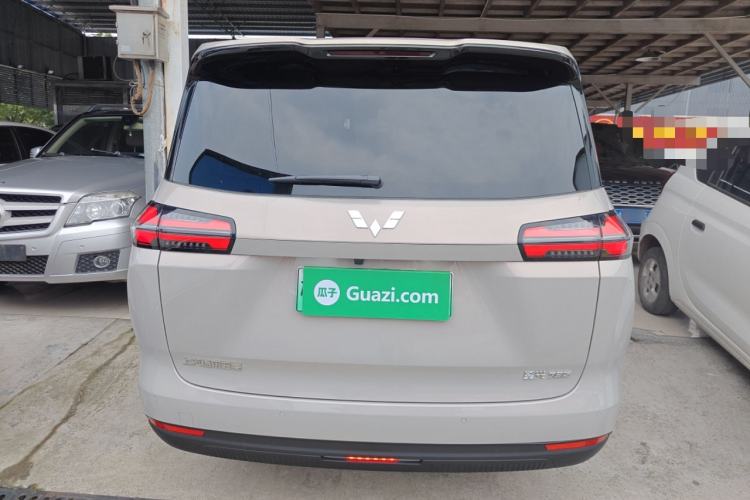 Used Wuling Starlight 730 2025 Model Plug-in Hybrid 125km Luxury Edition Rear