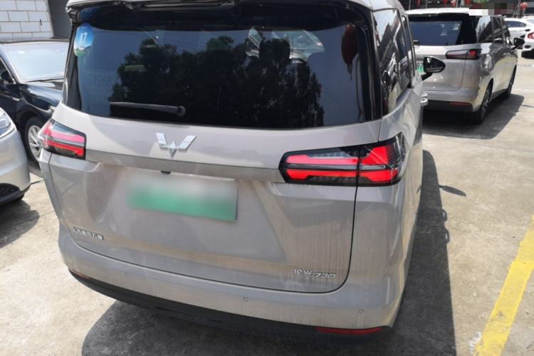 Used Wuling Starlight 730 2025 Model Plug-in Hybrid 125km Luxury Edition Rear