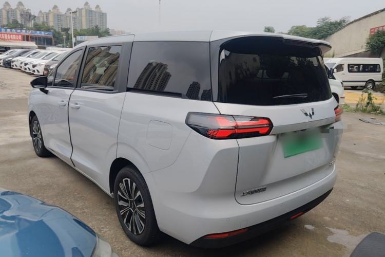 Used Wuling Starlight 730 2025 Model Plug-in Hybrid 125km Luxury Edition Rear Left 45 Deg