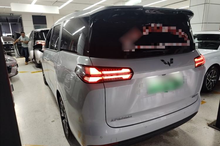 Used Wuling Starlight 730 2025 Model Pure Electric 500km Luxury Edition Rear Left 45 Deg