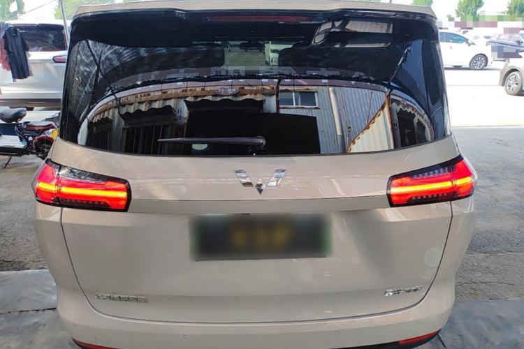Used Wuling Starlight 730 2025 Model Plug-in Hybrid 125km Luxury Edition Rear
