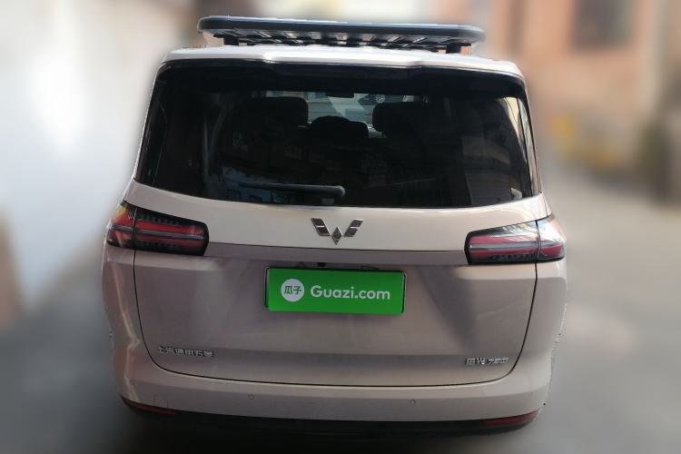 Used Wuling Starlight 730 2025 Model Pure Electric 500km Luxury Edition Rear