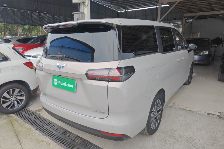 Used Wuling Starlight 730 2025 Model Plug-in Hybrid 125km Luxury Edition Rear Right 45 Deg