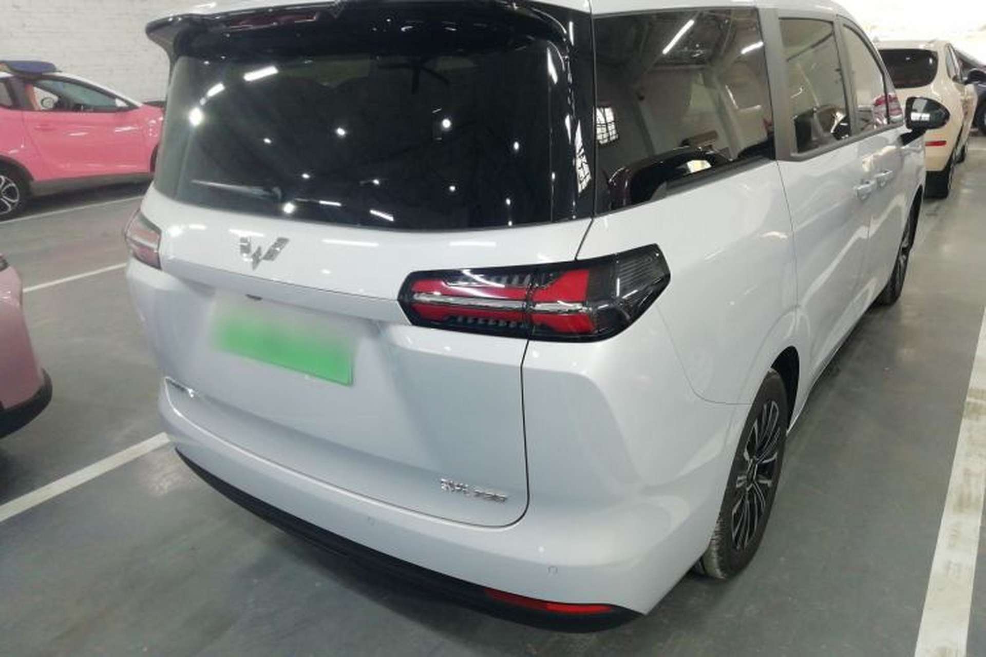 Used Wuling Starlight 730 2025 Model Pure Electric 500km Luxury Edition Rear Right 45 Deg
