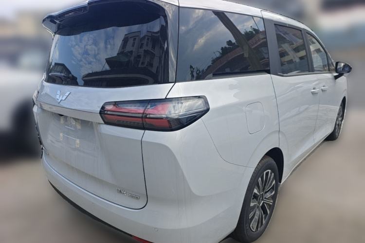 Used Wuling Starlight 730 2025 Model Plug-in Hybrid 125km Luxury Edition Rear Right 45 Deg