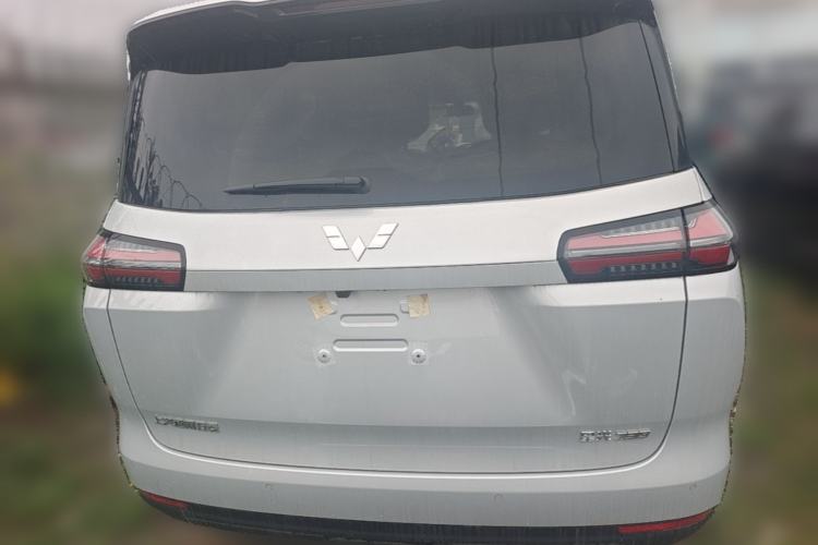 Used Wuling Starlight 730 2025 Model Plug-in Hybrid 125km Luxury Edition Rear