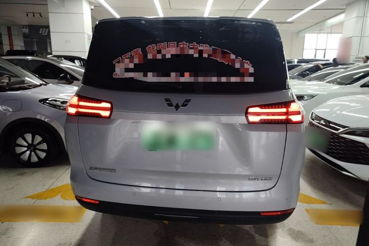 Used Wuling Starlight 730 2025 Model Pure Electric 500km Luxury Edition Rear