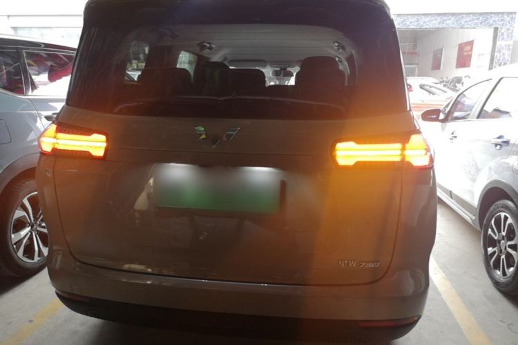 Used Wuling Starlight 730 2025 Model Plug-in Hybrid 125km Luxury Edition Rear