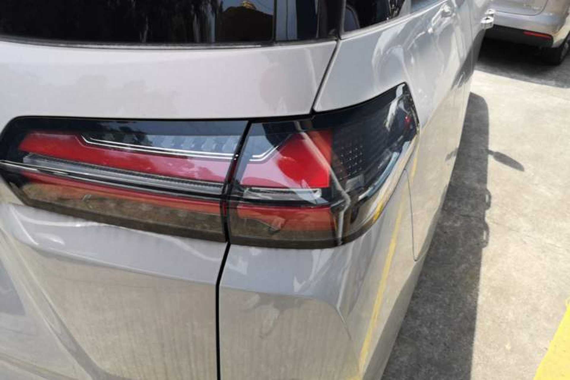 Used Wuling Starlight 730 2025 Model Plug-in Hybrid 125km Luxury Edition Right Rear Taillight