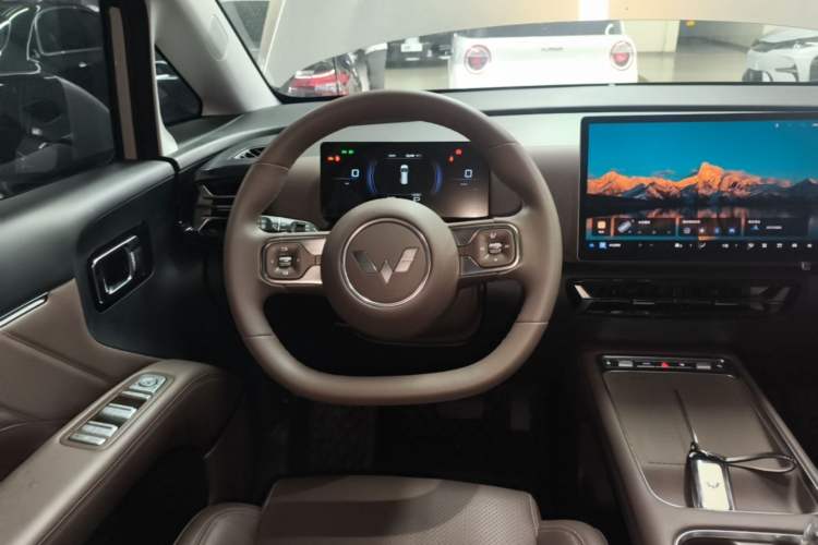 Used Wuling Starlight 730 2025 Model Pure Electric 500km Luxury Edition Steering Wheel