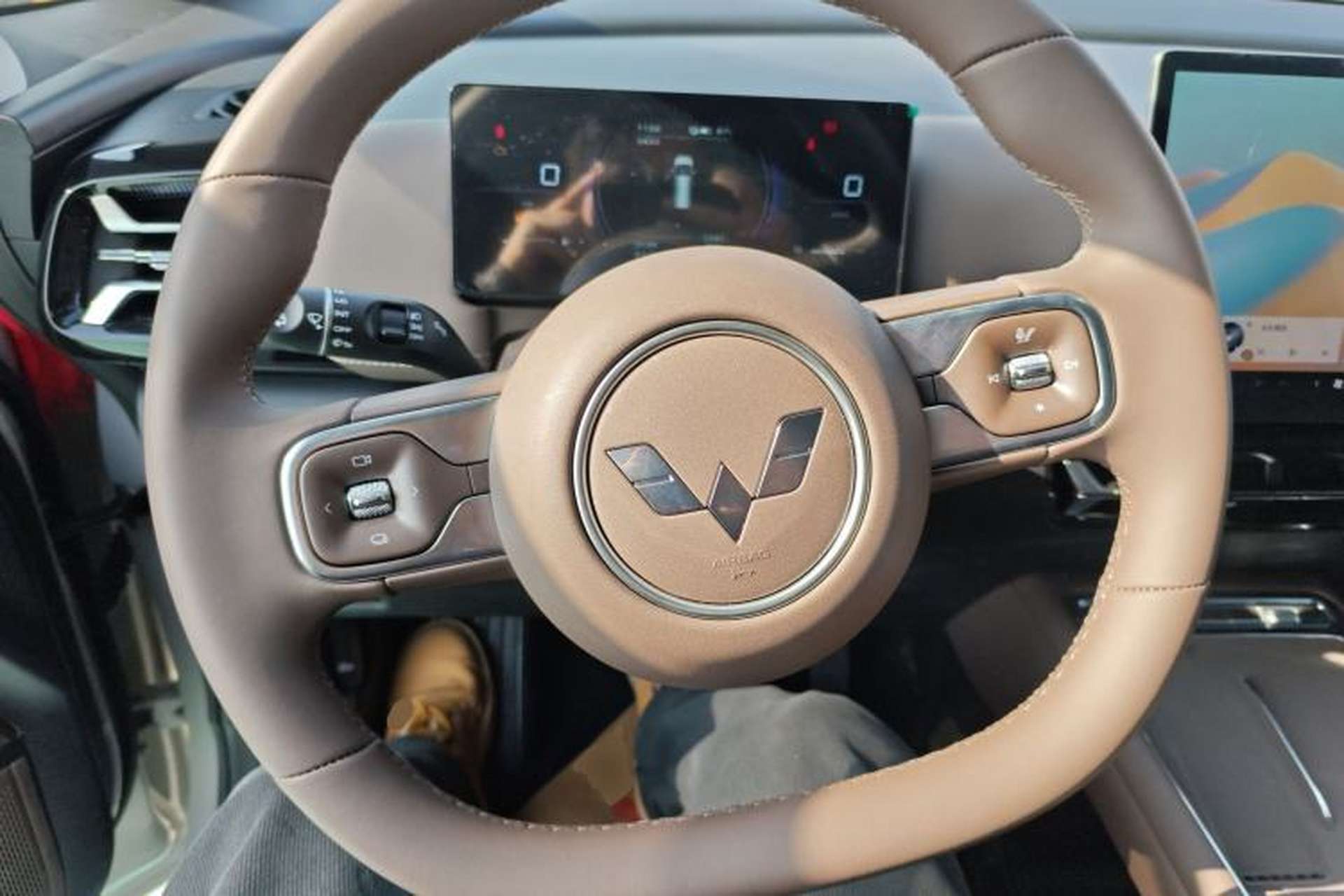 Used Wuling Starlight 730 2025 Model Plug-in Hybrid 125km Luxury Edition Steering Wheel