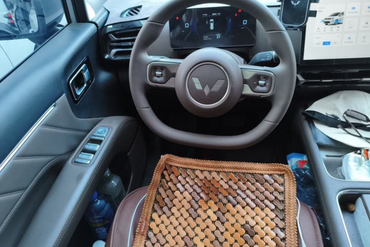 Used Wuling Starlight 730 2025 Model Pure Electric 500km Luxury Edition Steering Wheel