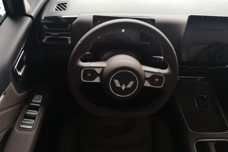 Used Wuling Starlight 730 2025 Model Plug-in Hybrid 125km Luxury Edition Steering Wheel