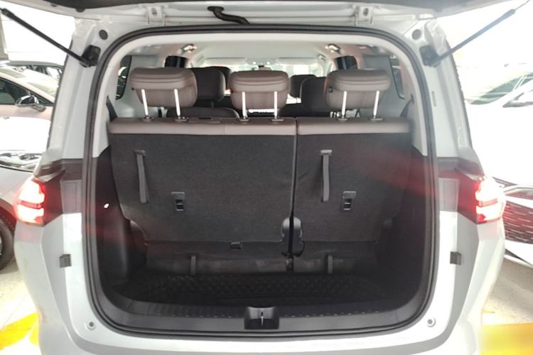 Used Wuling Starlight 730 2025 Model Pure Electric 500km Luxury Edition Trunk