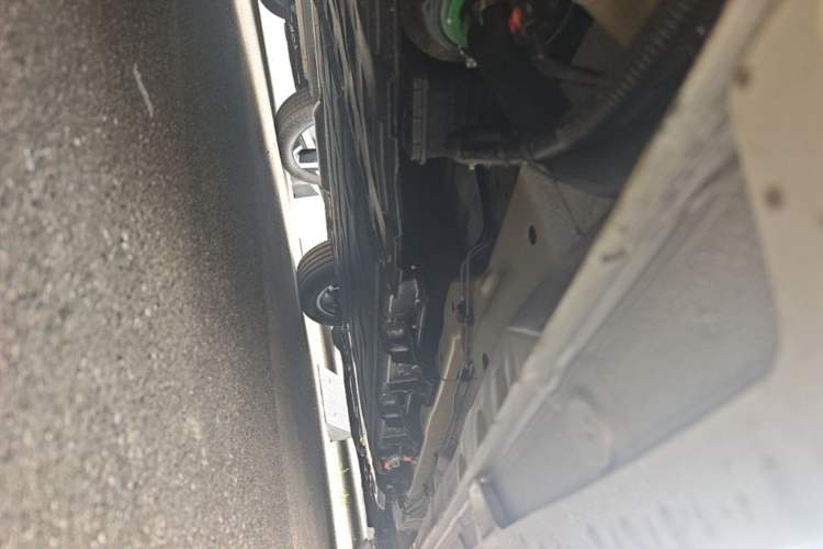 Used Wuling Starlight 730 2025 Model Plug-in Hybrid 125km Luxury Edition Chassis Rear Right