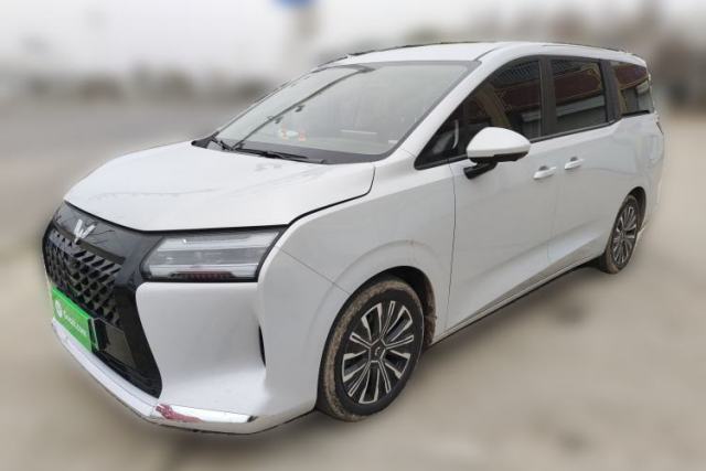 Used Wuling Starlight 730 2025 Model Plug-in Hybrid 125km Luxury Edition
