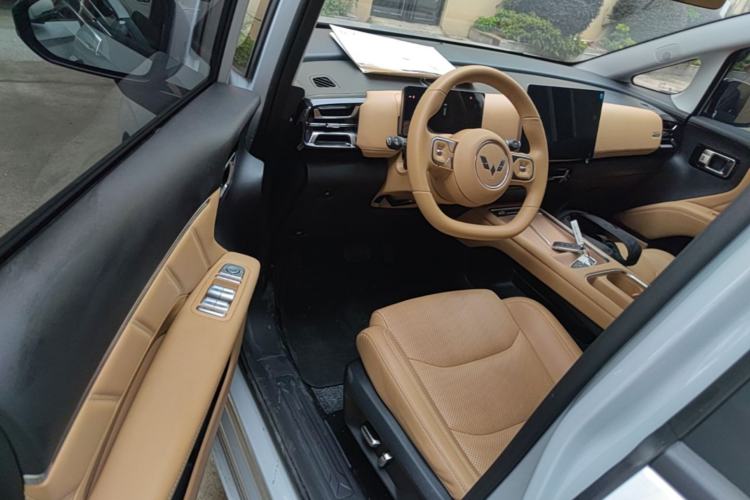 Used Wuling Starlight 730 2025 Model Plug-in Hybrid 125km Luxury Edition Driver Seat