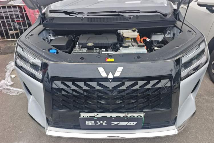 Used Wuling Starlight 730 2025 Model Plug-in Hybrid 125km Luxury Edition Engine Bay