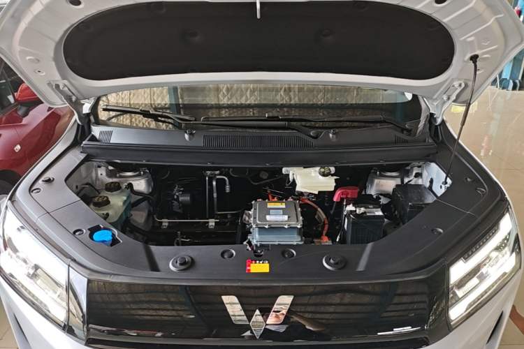 Used Wuling Starlight 730 2025 Model Pure Electric 500km Luxury Edition Engine Bay