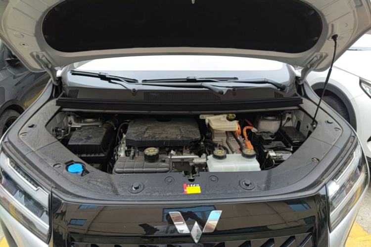 Used Wuling Starlight 730 2025 Model Plug-in Hybrid 125km Luxury Edition Engine Bay