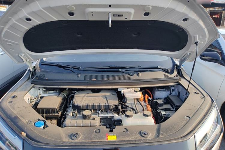 Used Wuling Starlight 730 2025 Model Plug-in Hybrid 125km Luxury Edition Engine Bay