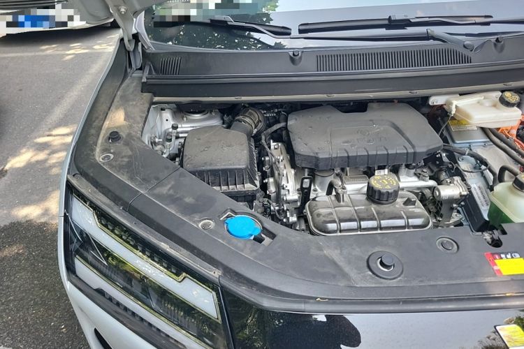 Used Wuling Starlight 730 2025 Model Plug-in Hybrid 125km Luxury Edition Engine Bay Right
