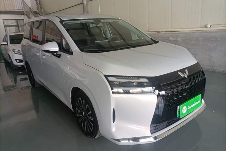 Used Wuling Starlight 730 2025 Model Plug-in Hybrid 125km Luxury Edition Exterior 1
